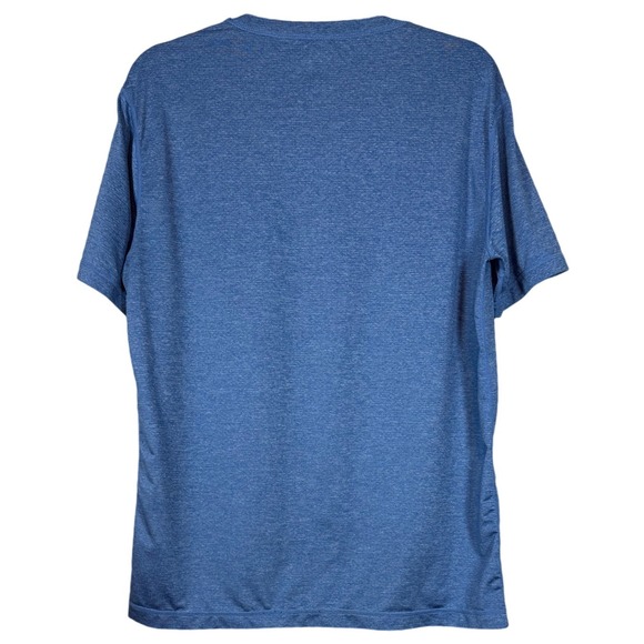 Vuori Tradewind Performance Pocket Short Sleeve T Shirt, Blue, Size Medium - Picture 2 of 6